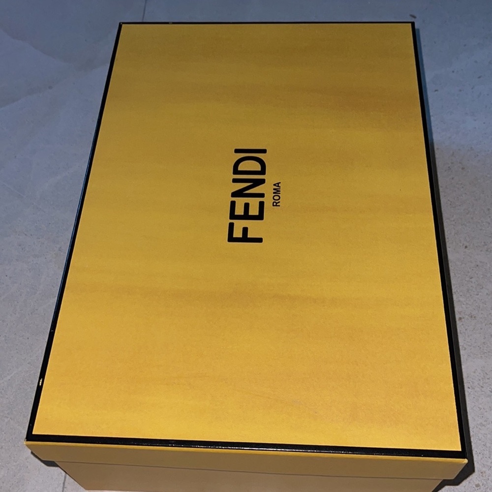 NEW Fendi Women Sneakers Snug-fit Ffluid Sneakers - Picture 9 of 10